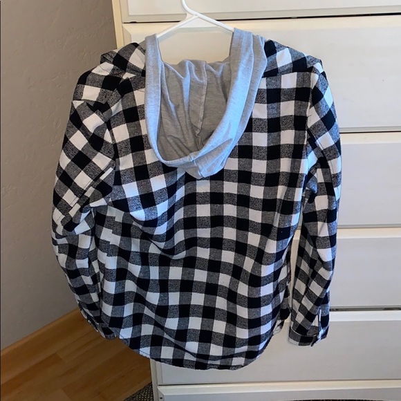 Long sleeve flannel with hoodie - Picture 2 of 4
